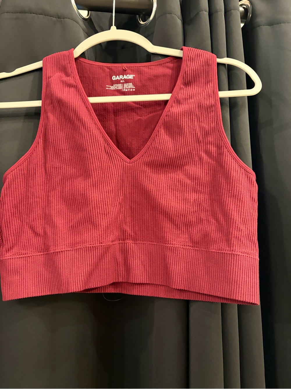 Garage Ribbed V-Neck Crop Tank Top - Berry Red